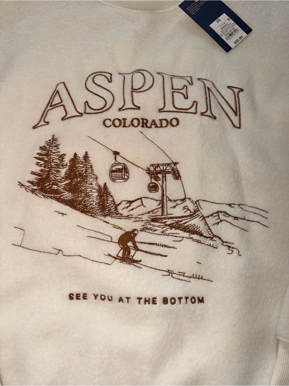 NWT Universal Thread Aspen Colorado Embroidered Ski Sweatshirt XS Oversized - Picture 2 of 8